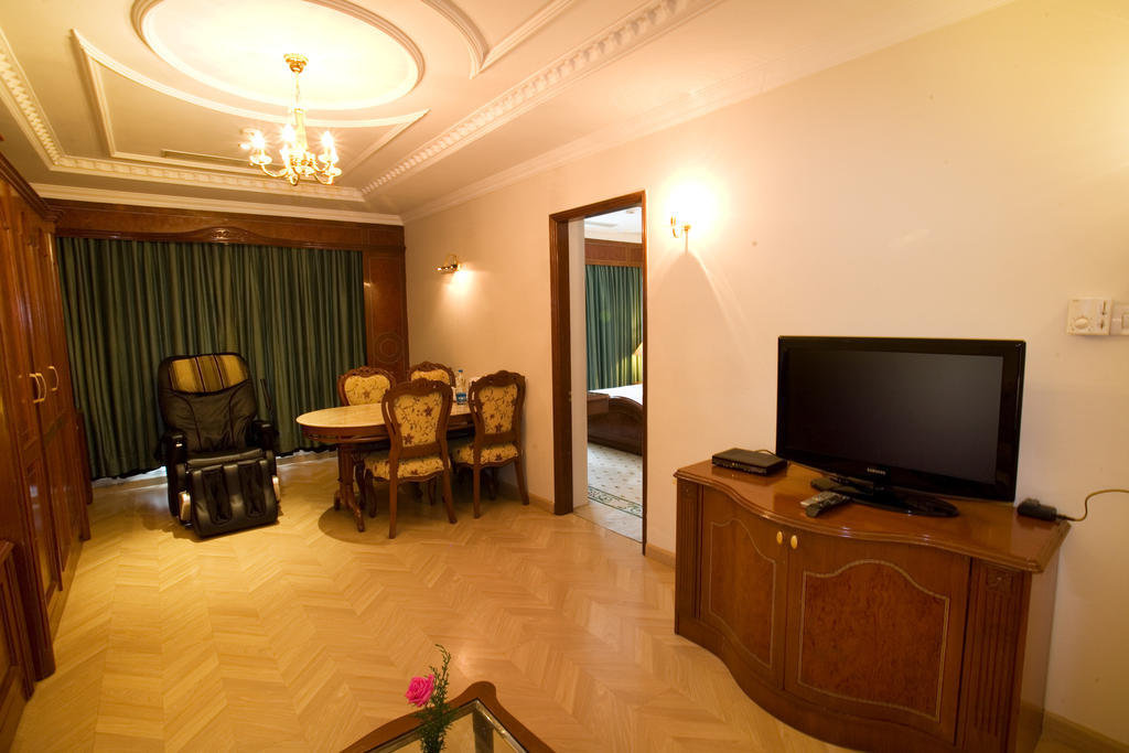 Hotel Benzz Park Ченнаї Номер фото